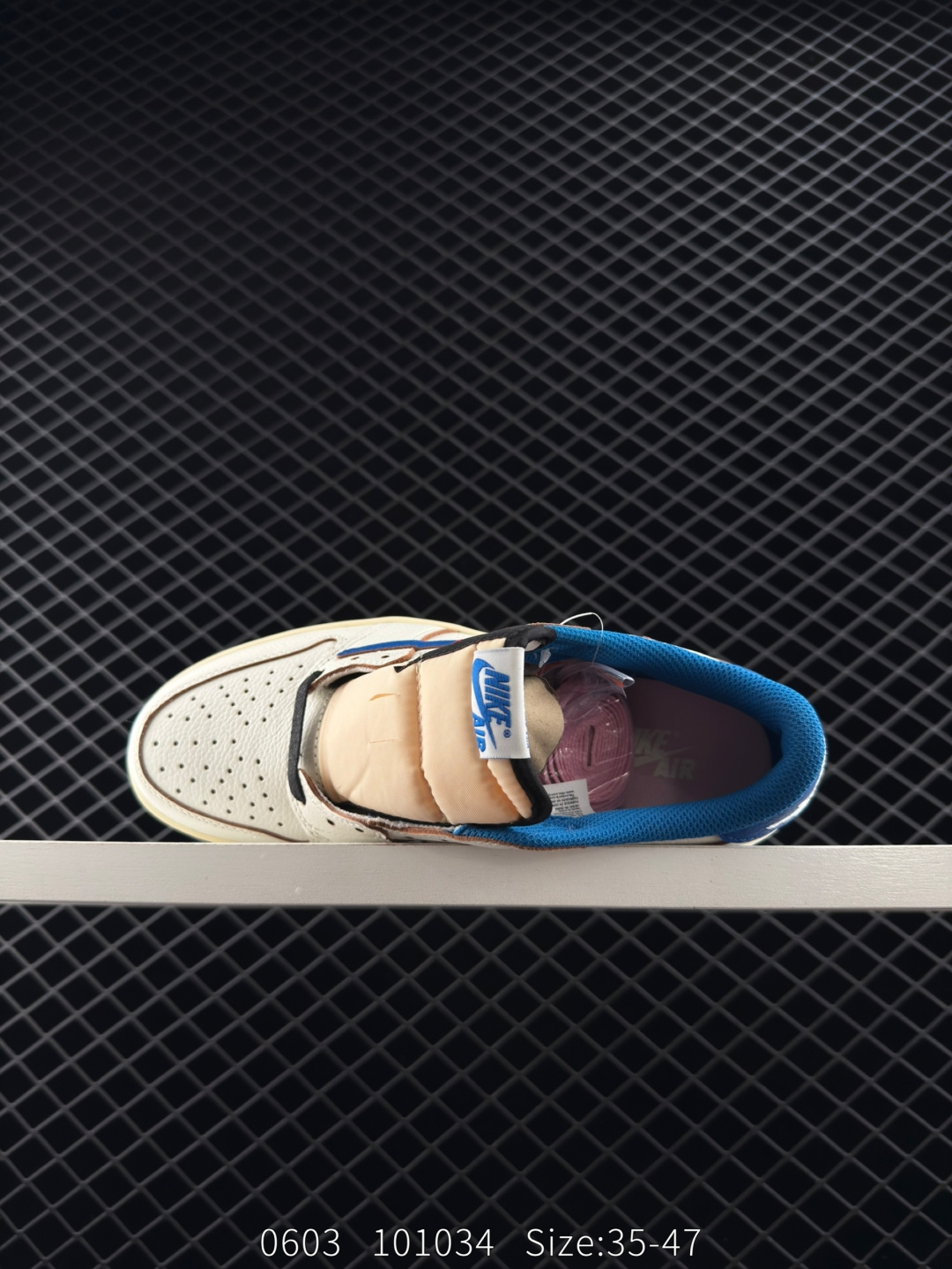 Travis Scott x Fragment Design x Air Jordan 1 Low